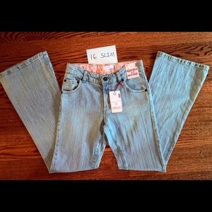 Girls LEVI’S 517 Stretch Flare Jeans. NWT.